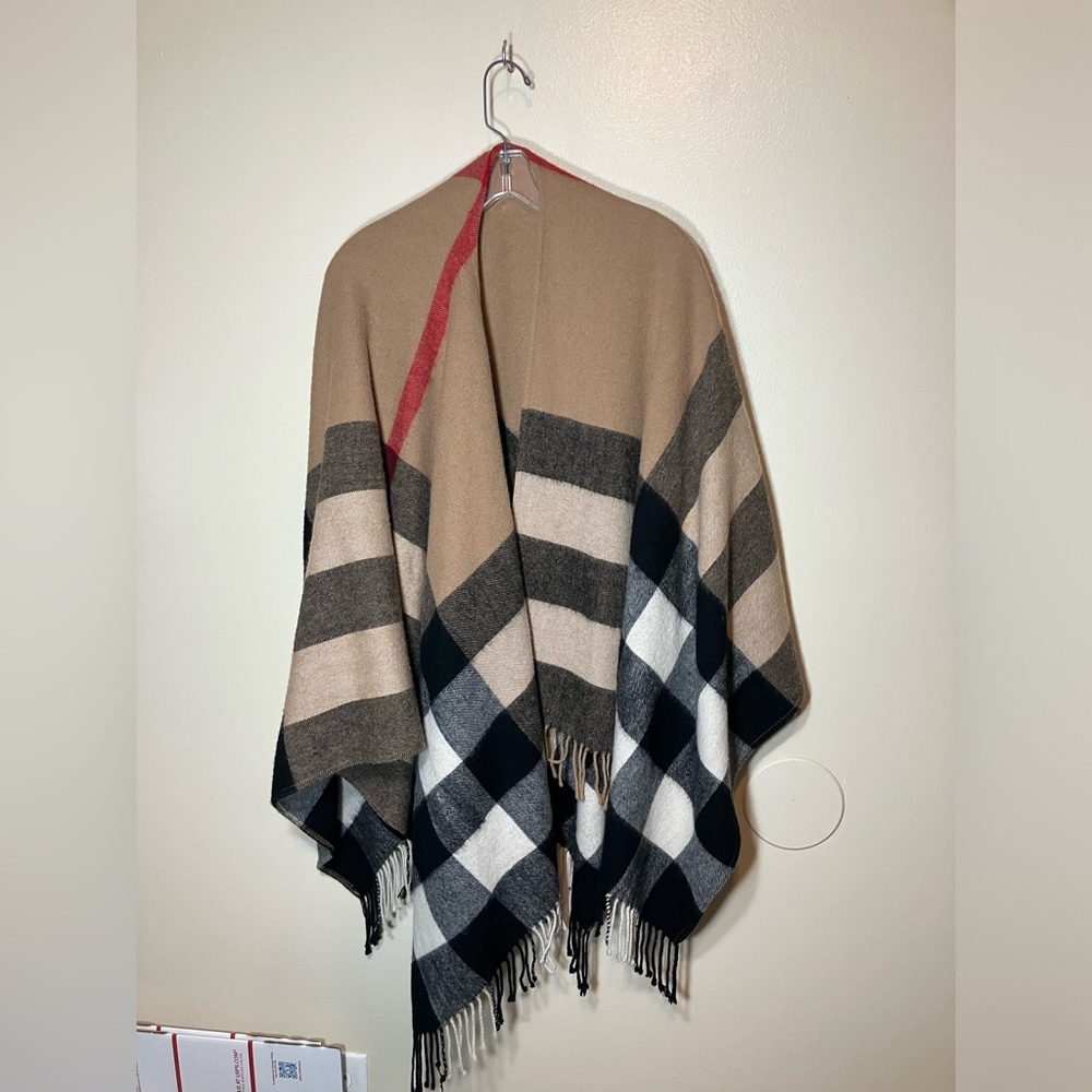 Burberry Cashmere Shawl Cream Red Black Check/Stripe